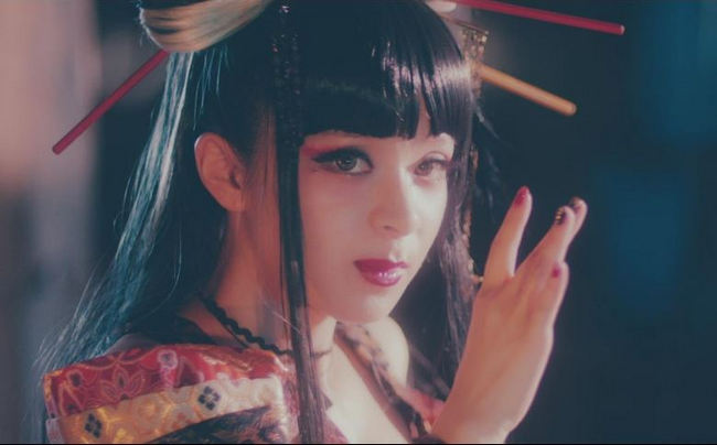 极乐净土 GARNiDELiA 极乐净土 GARNiDELiA