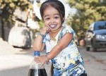 世界上最矮的女人 乔蒂身高62.8厘米